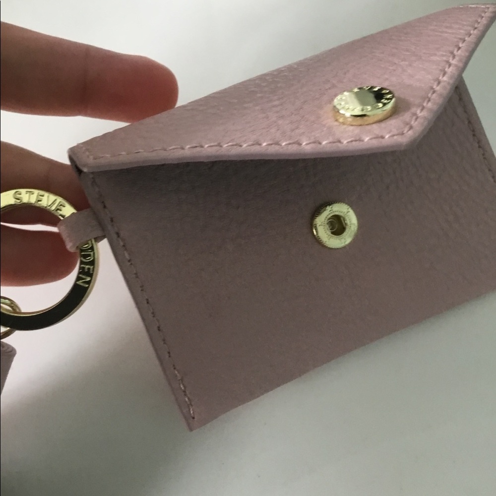 New Steve Madden keychain or bag charm CC wallet - Picture 4 of 4